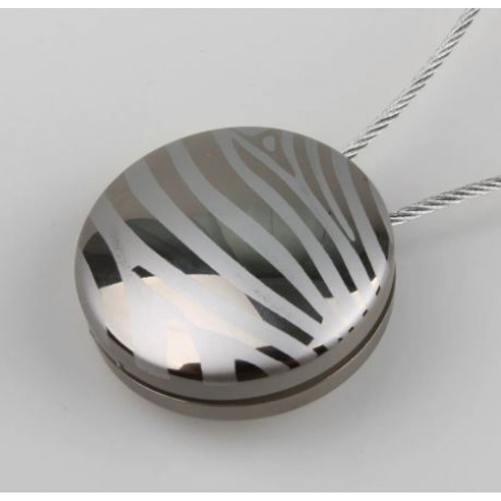 Клипса магнитная Зебра d4,5 см для легкого и среднего веса трос 60 см ХМ/З