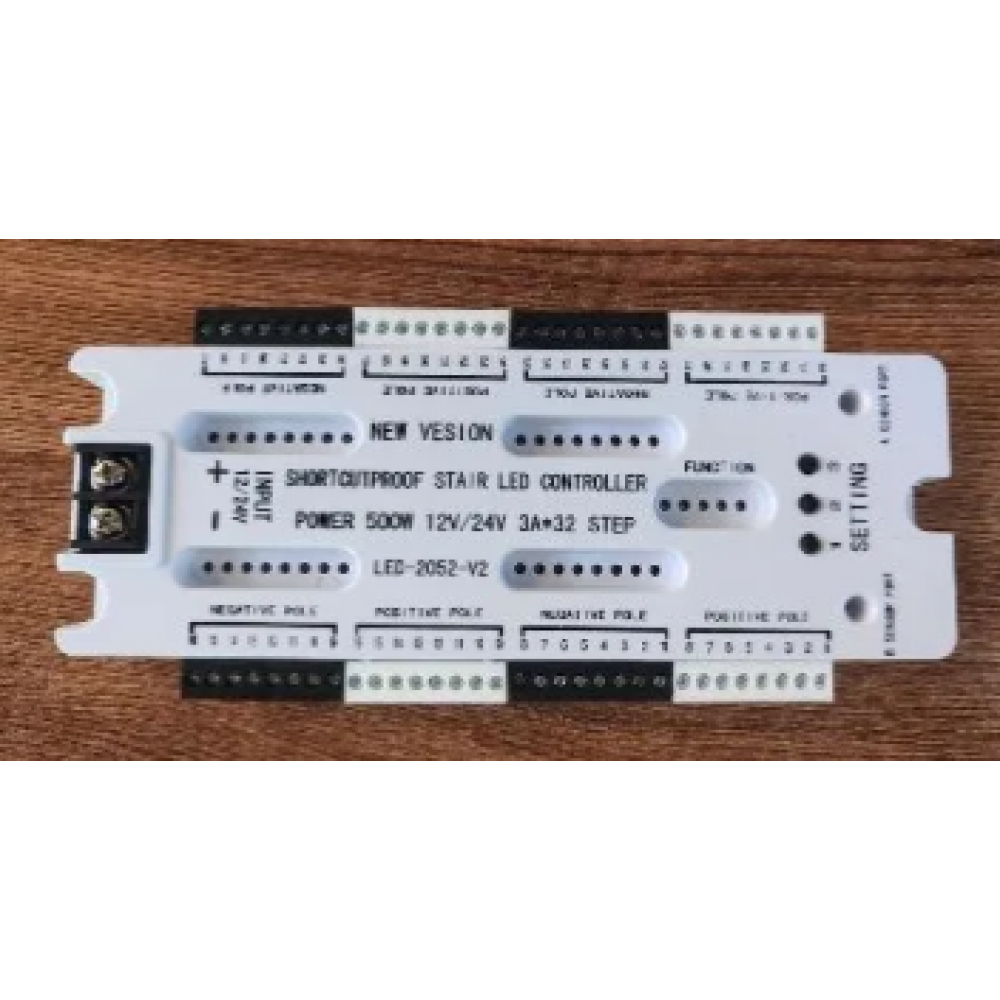 Контроллер подсветки ступеней, 12-24В, 32 канала 1667643008 Контроллер подсветки ступеней, 12-24В, 32 канала 1667643008