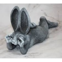 Фигура садовая полистоун Зайчик Эмиль серебро Ф395с