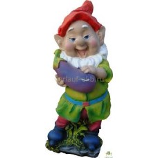 Фигура гипсовая садовая Гном с баклажаном средний ПГФ0003 